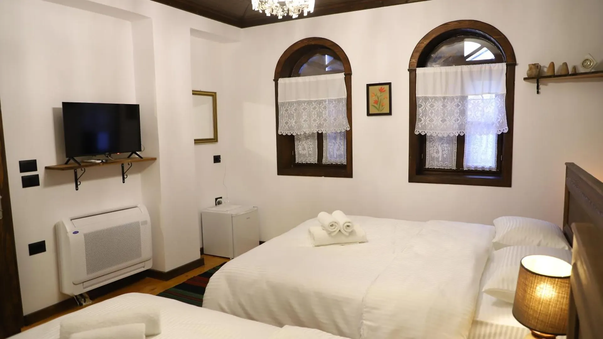 Vila Art Berat Castle